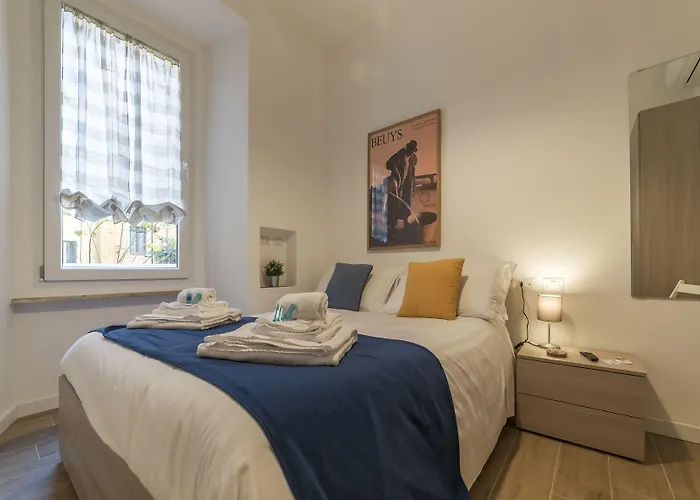 Station House 4*